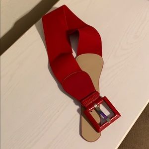 Red elastic belt